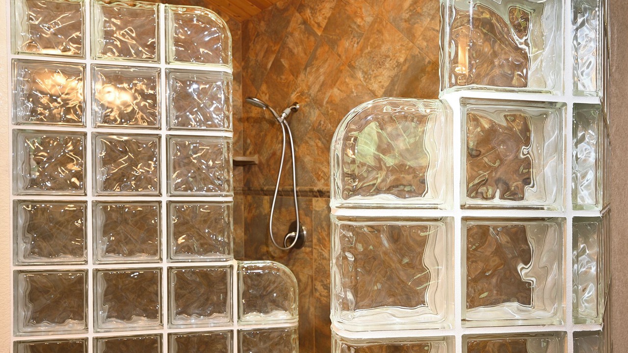 Photo of Bathroom in Lakehead