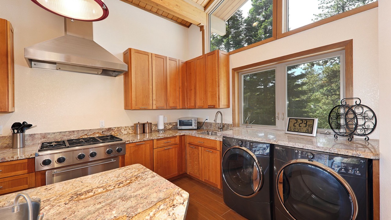 Photo of Kitchen in Lakehead