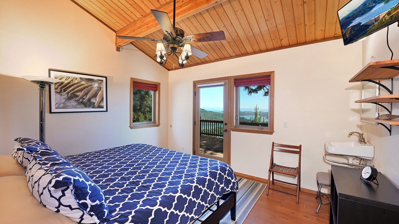Photo of Bedroom in Lakehead