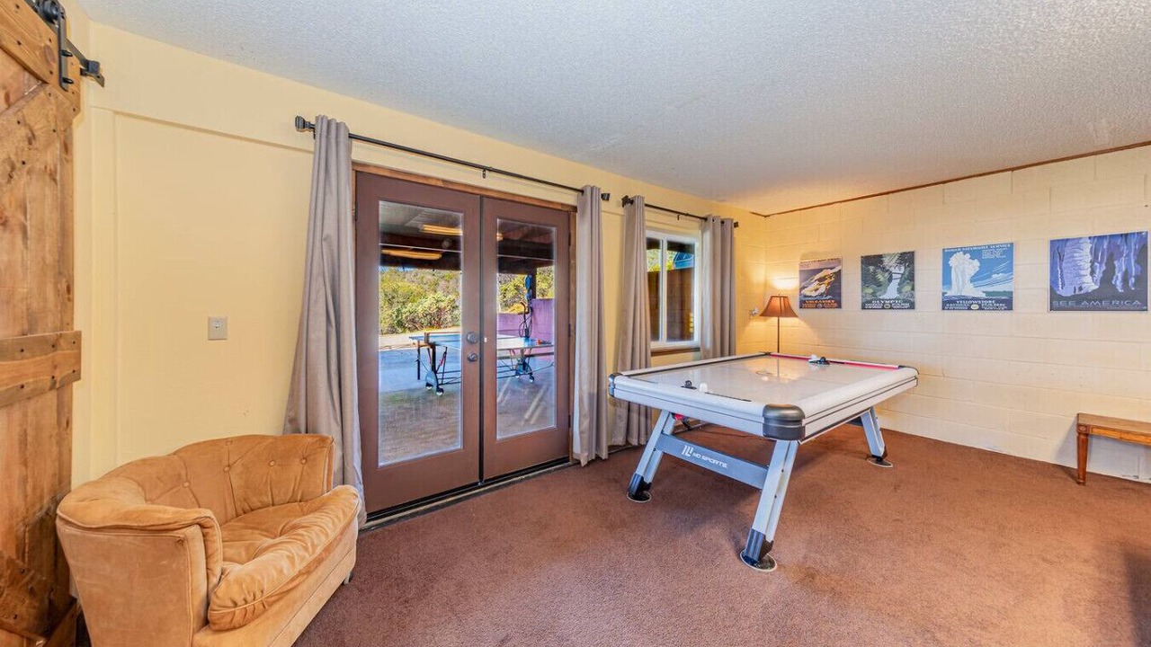 Photo of Bedroom in Oakhurst