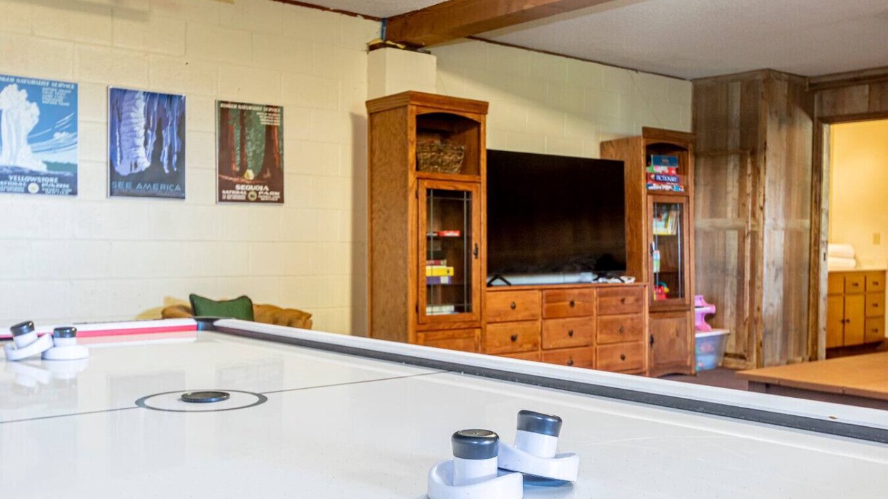 Photo of Bedroom in Oakhurst