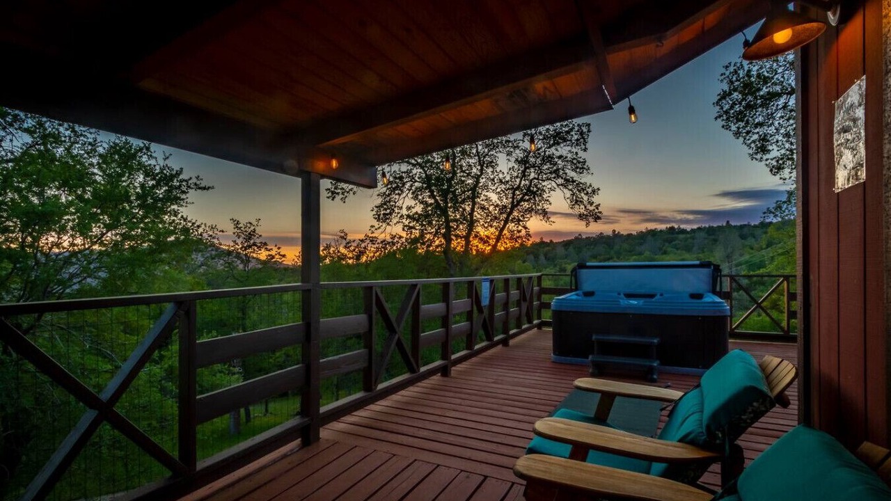 Photo of Patio Balcony in Oakhurst