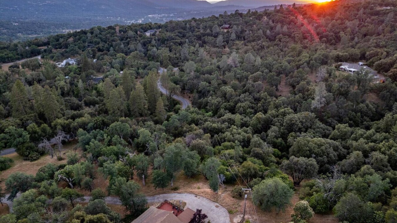 Photo of Outdoor in Oakhurst