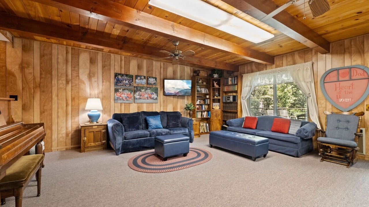 Photo of Bedroom in Cold Springs
