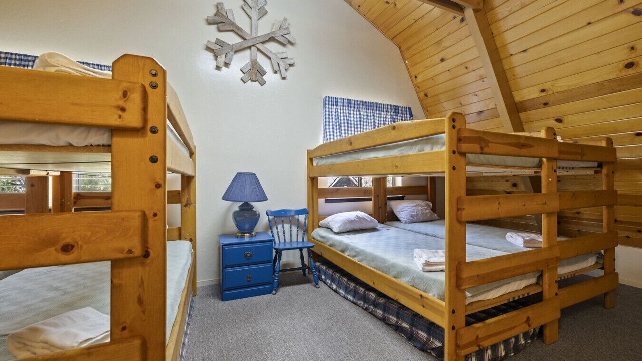 Photo of Bedroom in Cold Springs