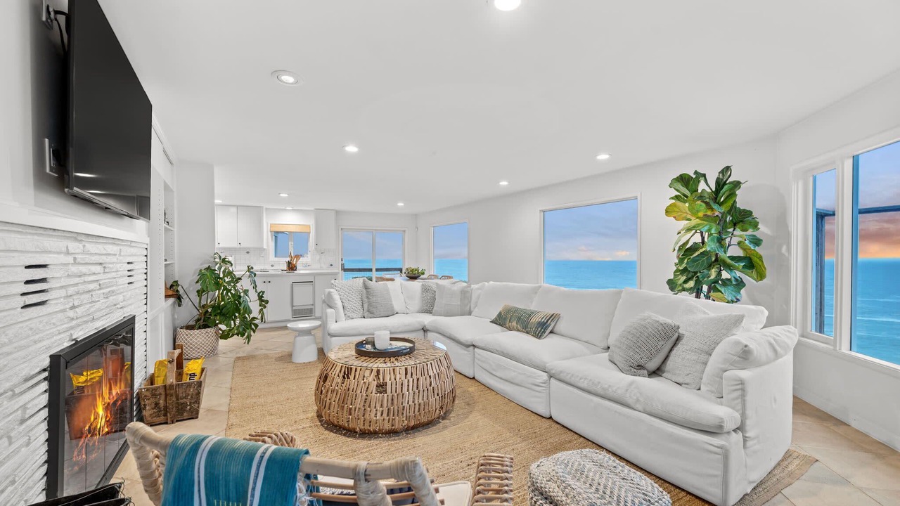 Photo of Livingroom in Montara