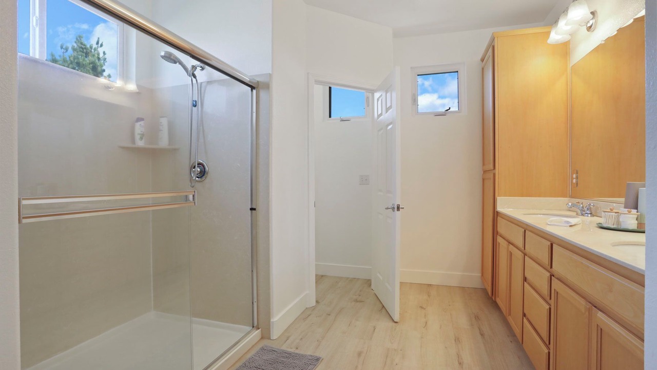 Photo of Bathroom in Tracy