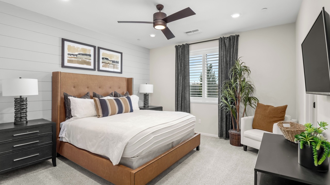 Photo of Bedroom in Raisin