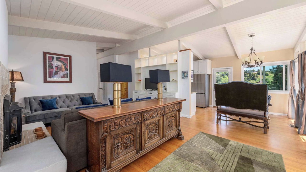 Photo of Livingroom in San Rafael