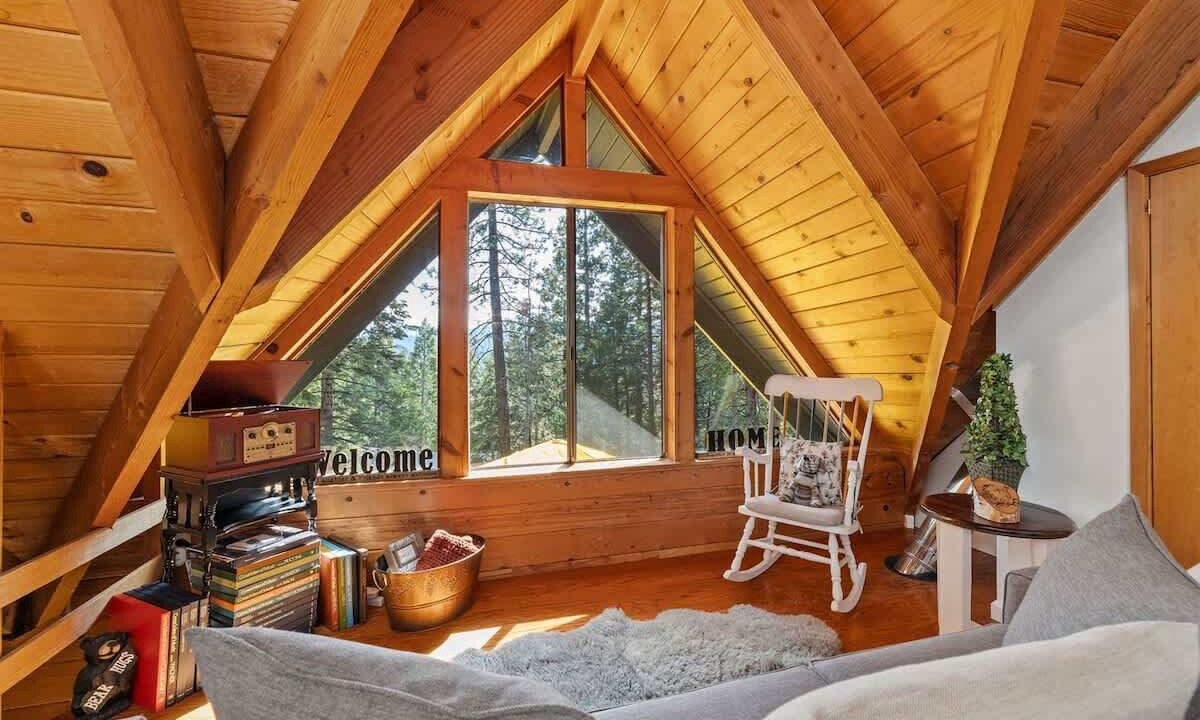 Photo of Livingroom in Cold Springs