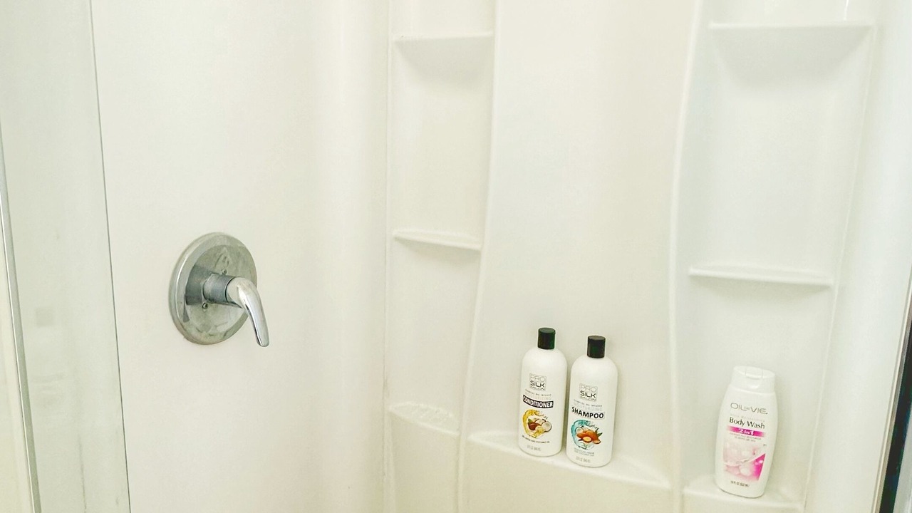 Photo of Bathroom in Woodlake