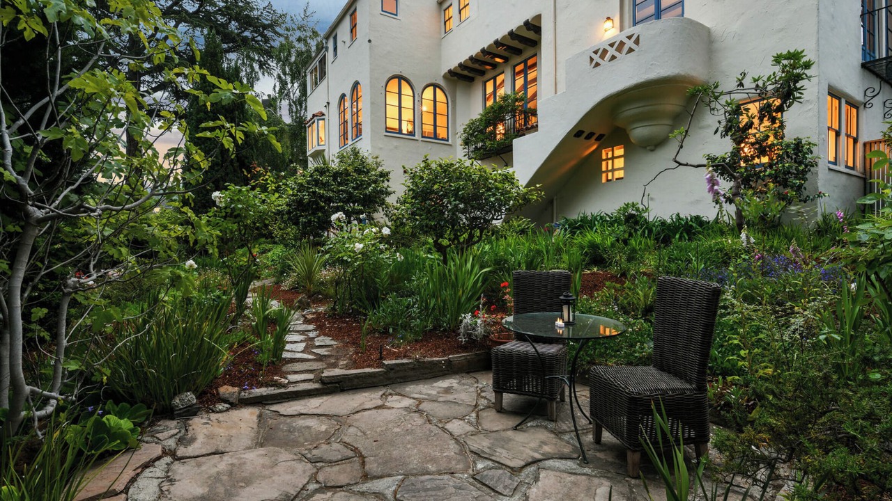 Photo of Outdoor in Claremont