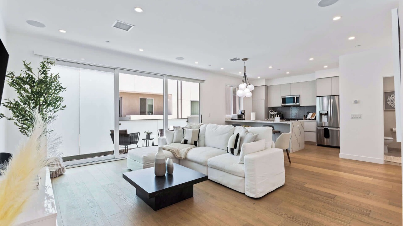 Photo of Livingroom in Hollywood