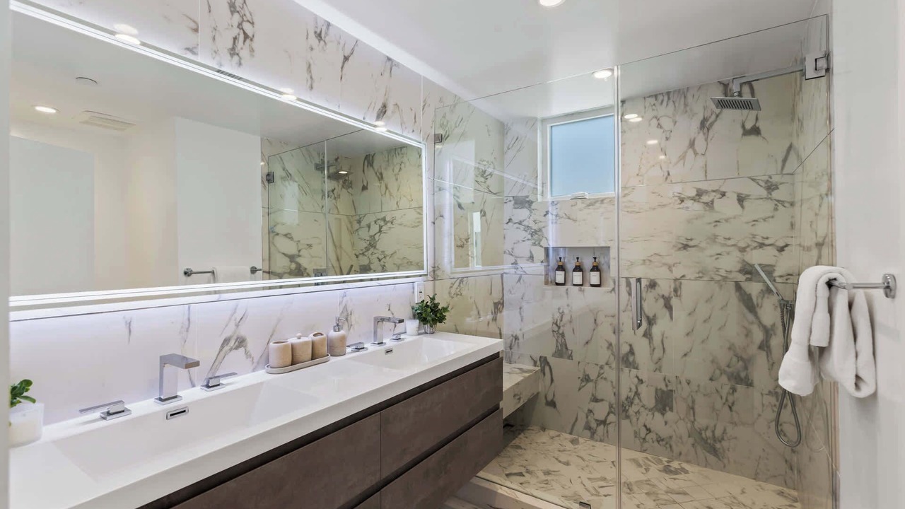Photo of Bathroom in Hollywood