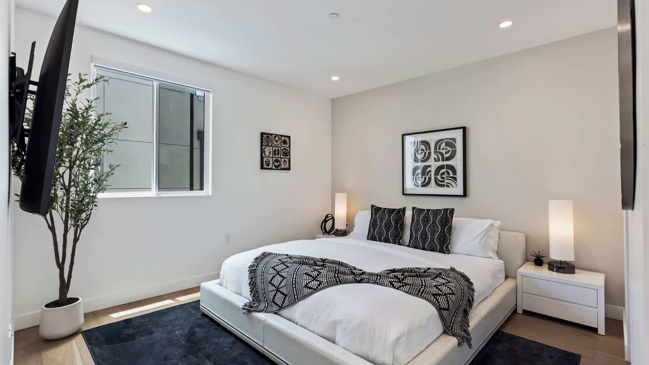 Photo of Bedroom in Hollywood