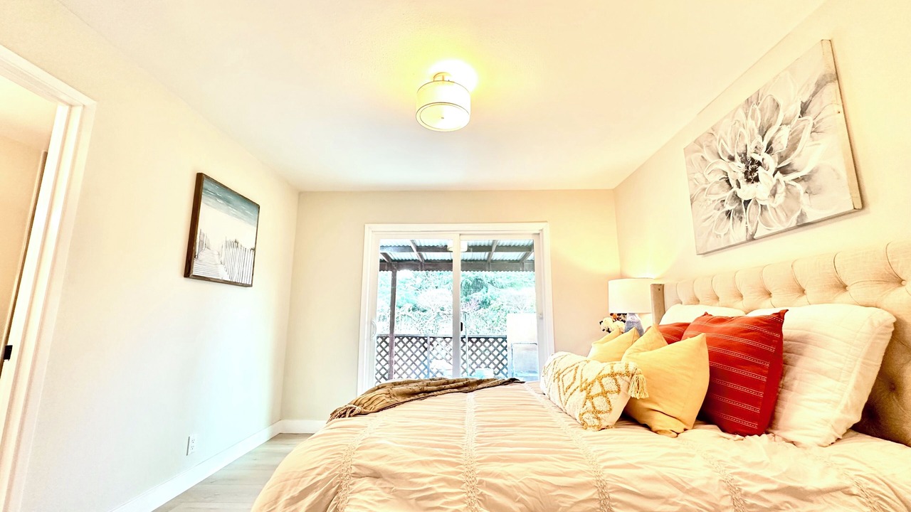 Photo of Bedroom in Rex Manor