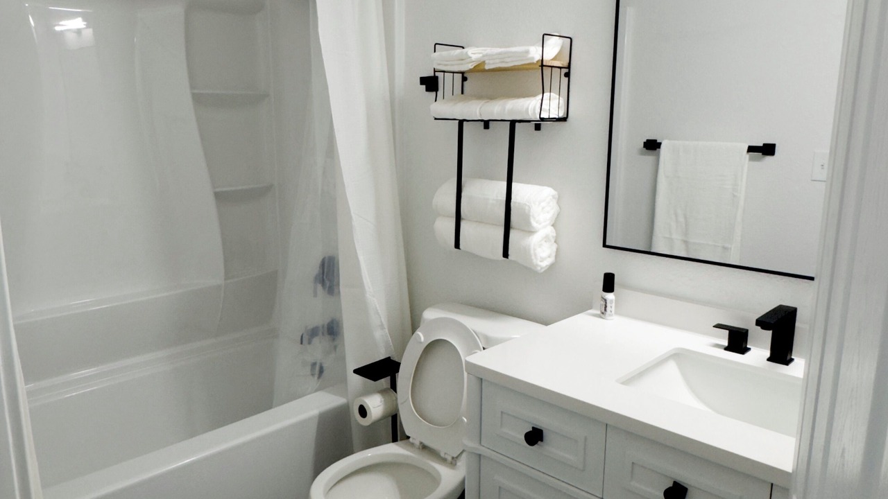 Photo of Bathroom in Madera