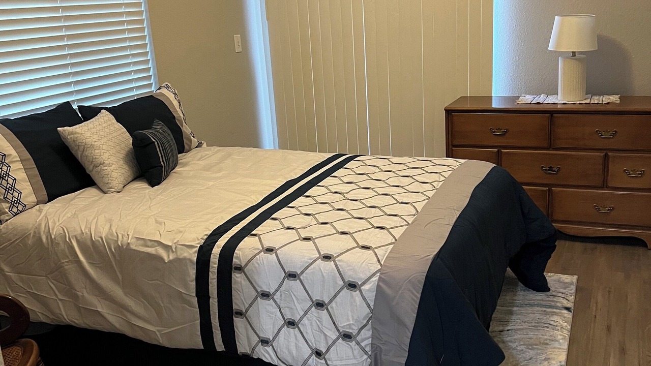 Photo of Bedroom in Merced