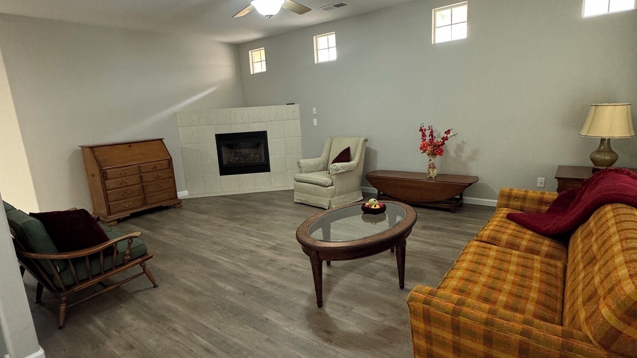 Photo of Livingroom in Merced