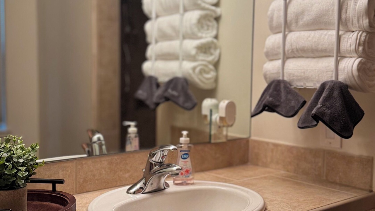 Photo of Bathroom in Auberry