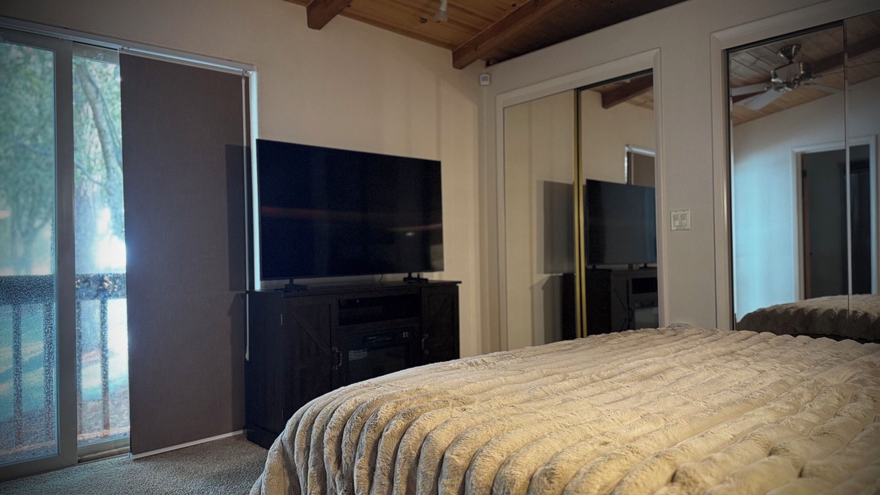 Photo of Bedroom in Auberry