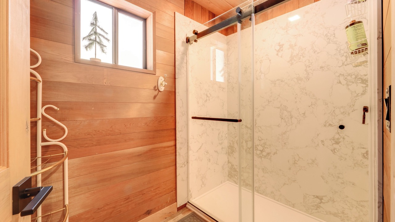 Photo of Bathroom in Pla-Vada Woodlands