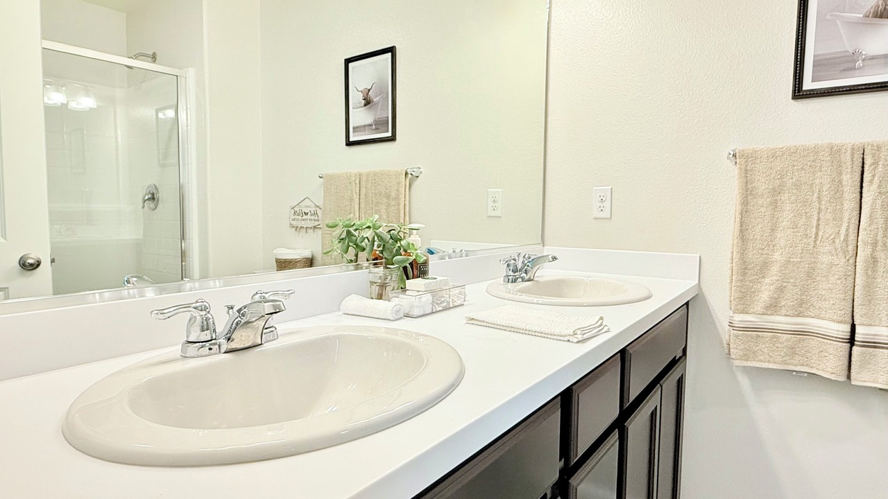 Photo of Bathroom in Tulare