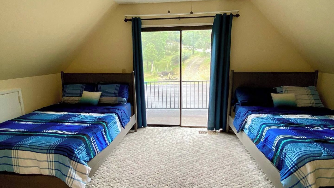 Photo of Bedroom in Oakhurst