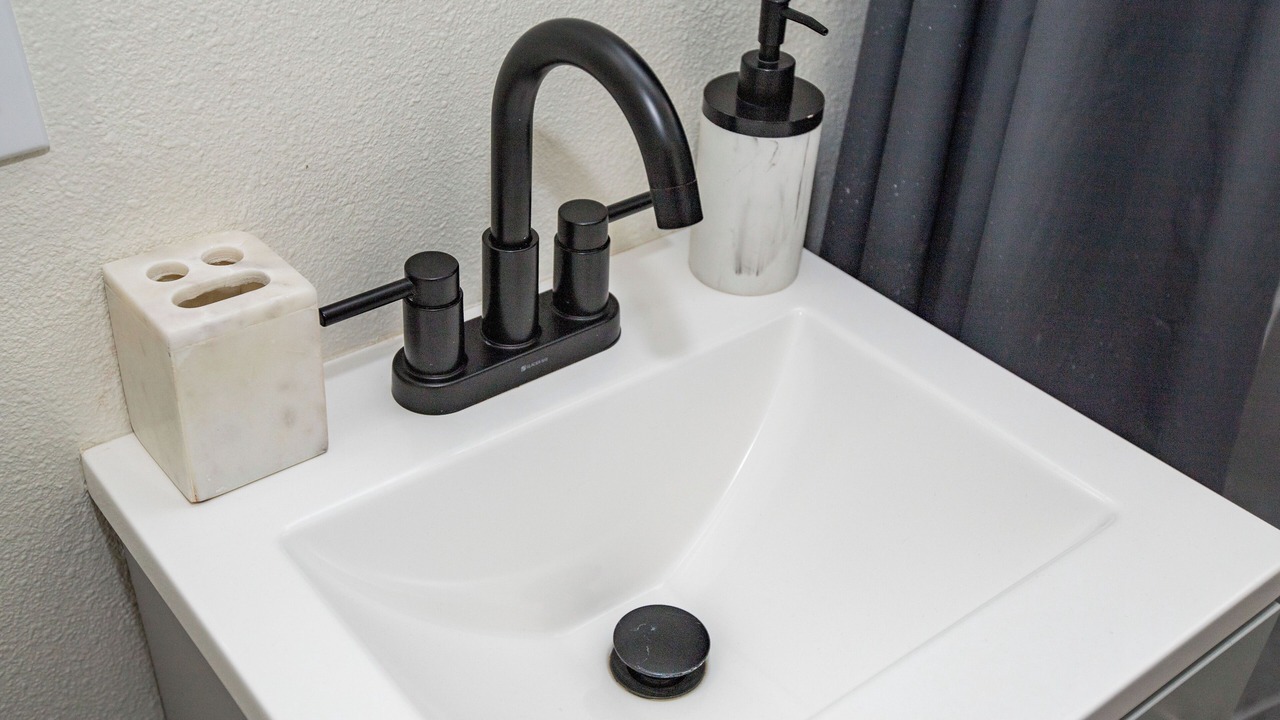 Photo of Bathroom in Calabasas