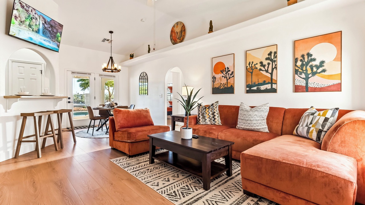 Photo of Livingroom in Sunridge Estates