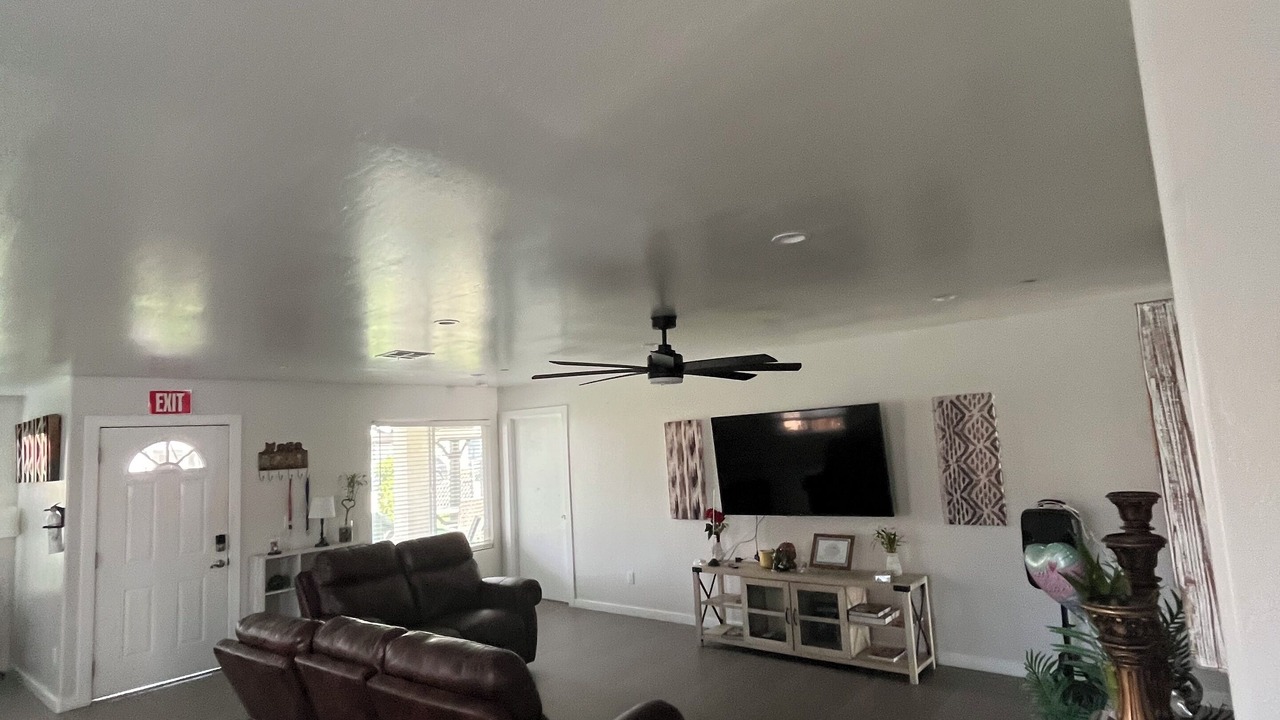Photo of Livingroom in Bakersfield