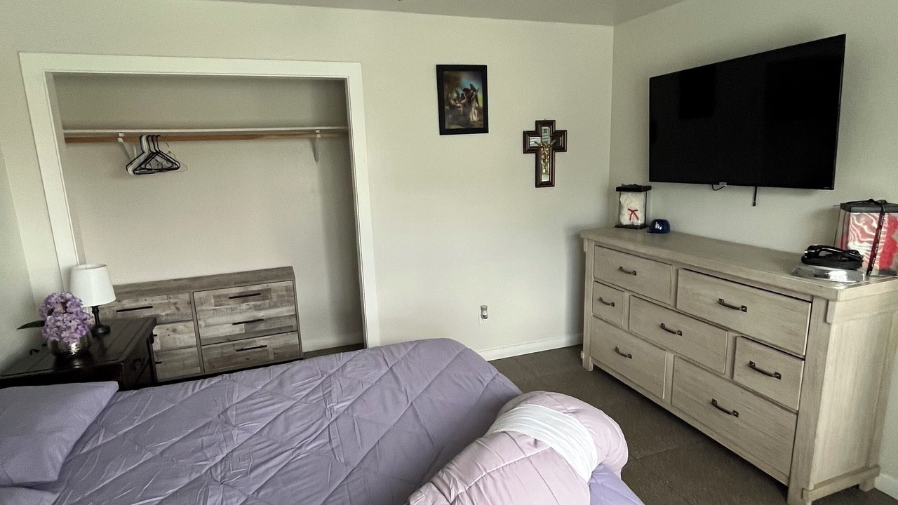 Photo of Bedroom in Bakersfield