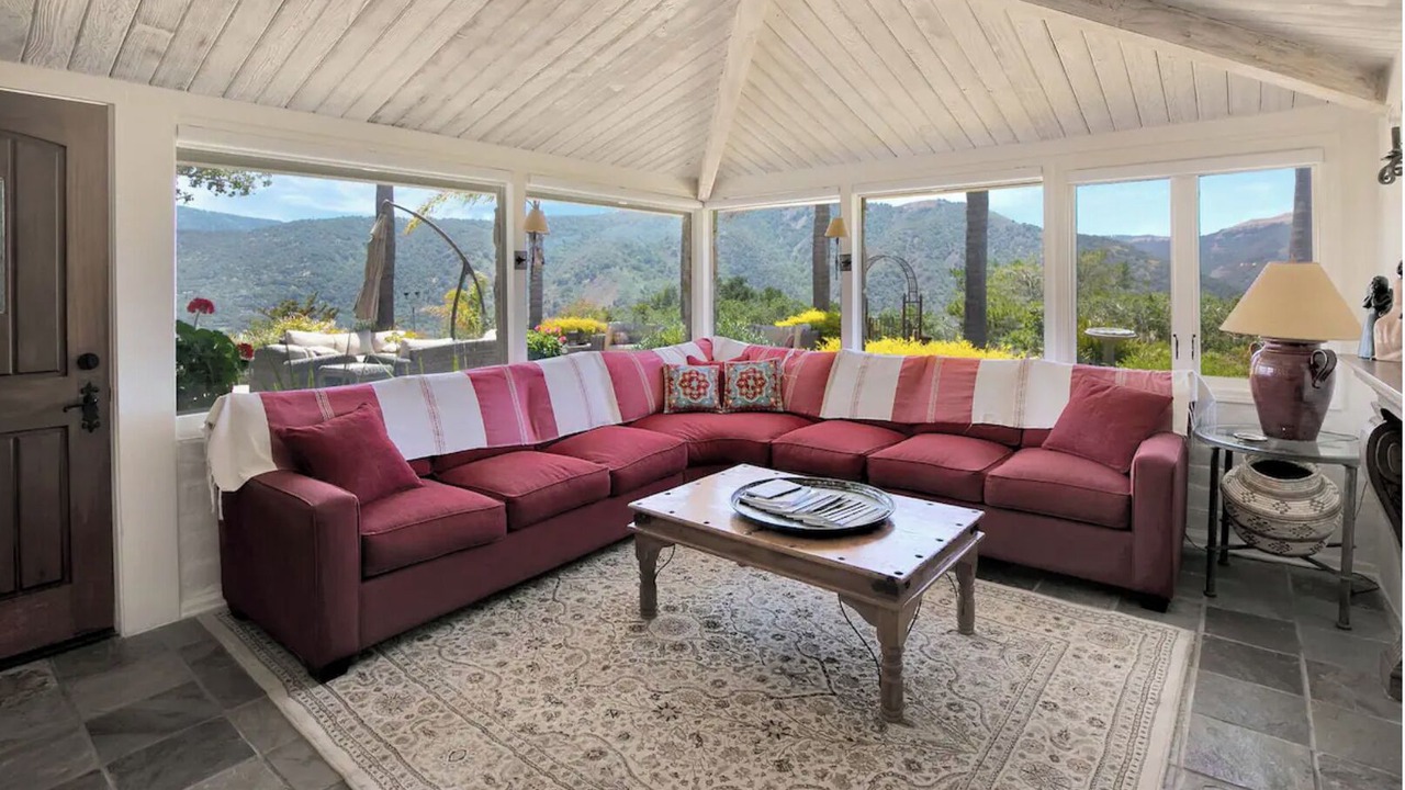 Photo of Livingroom in Carmel Valley