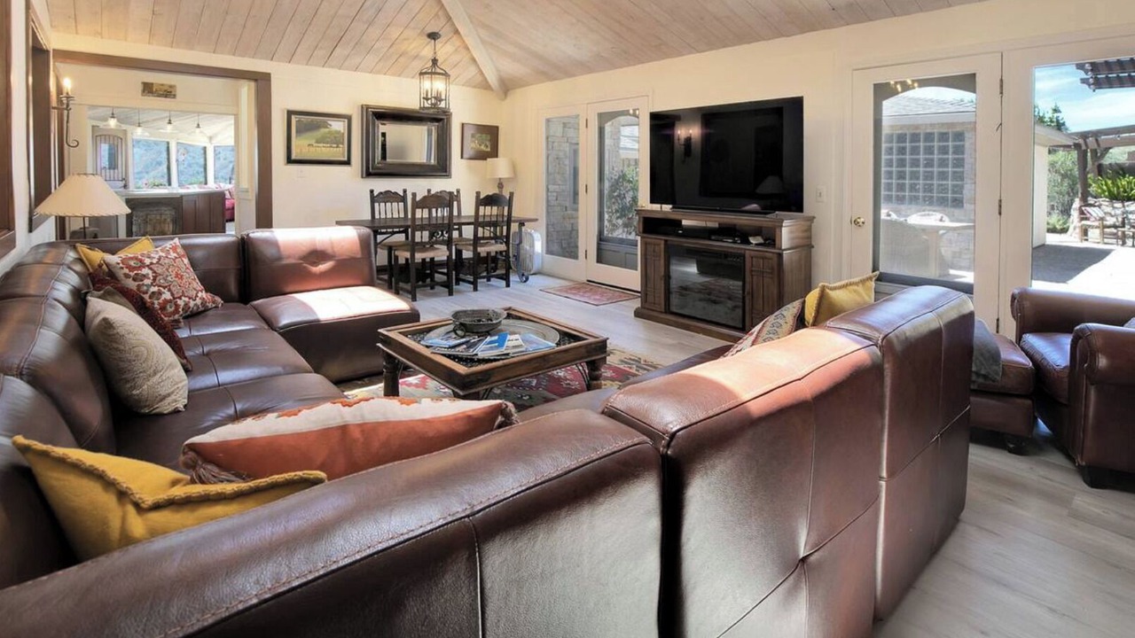 Photo of Livingroom in Carmel Valley