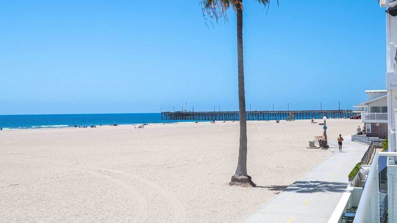 Photo of Others in Balboa Peninsula
