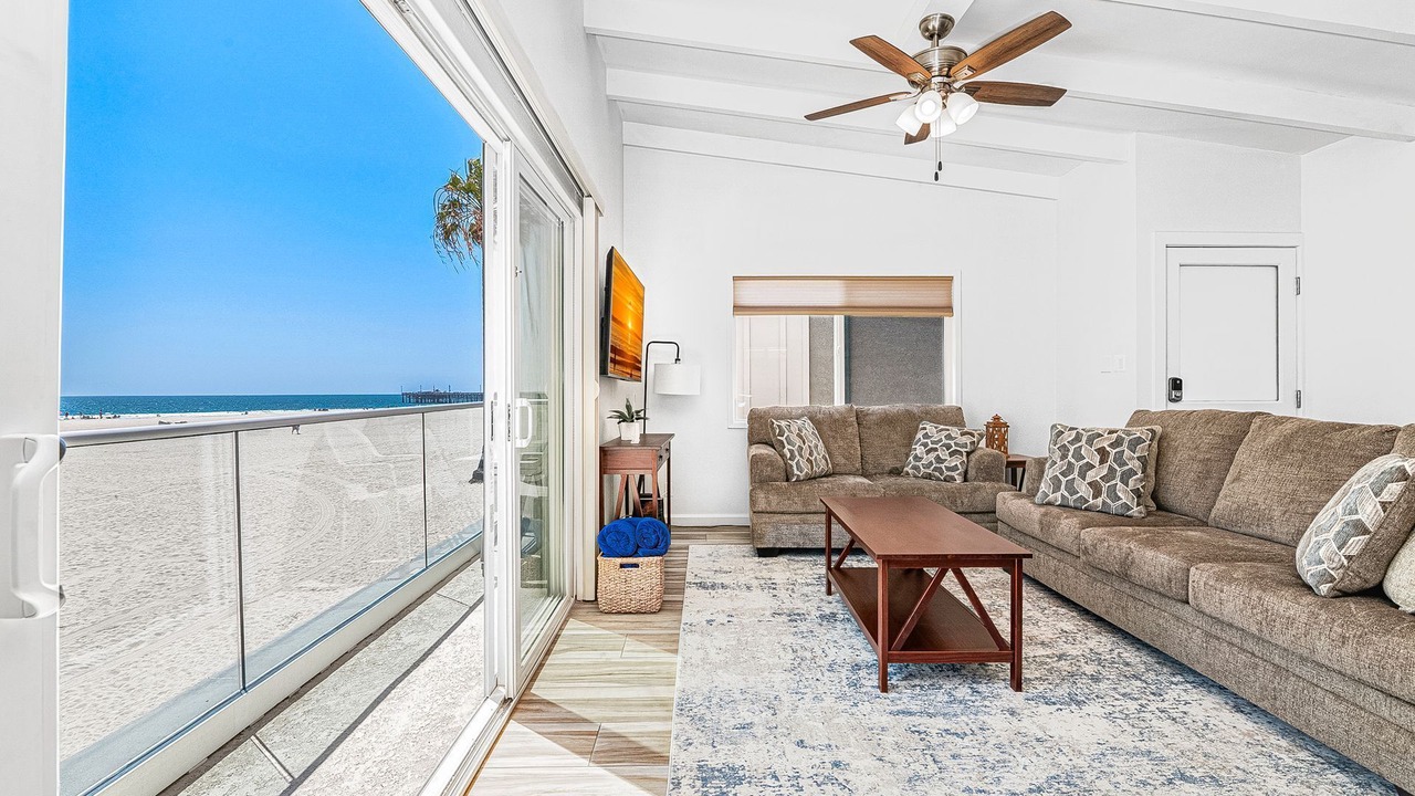 Photo of Others in Balboa Peninsula