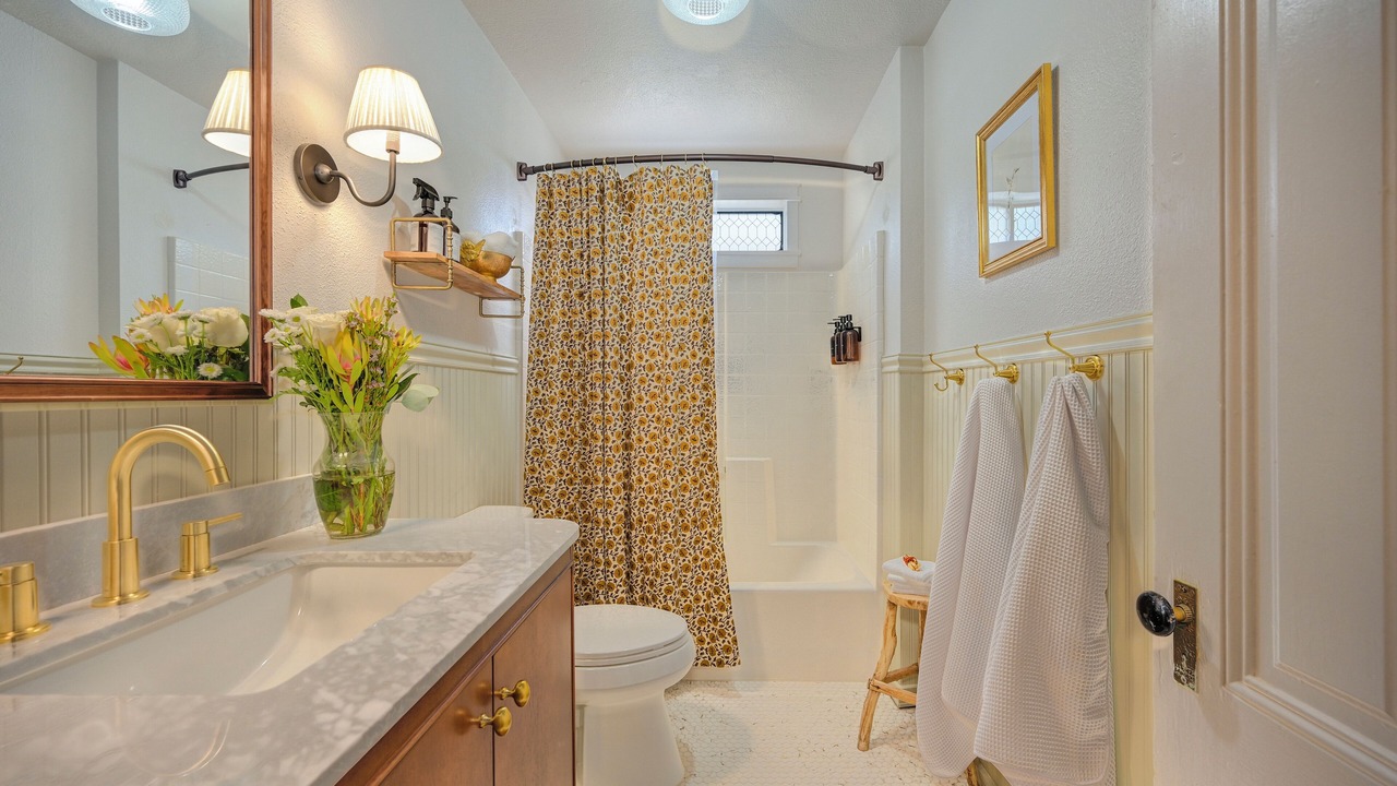 Photo of Bathroom in Folsom