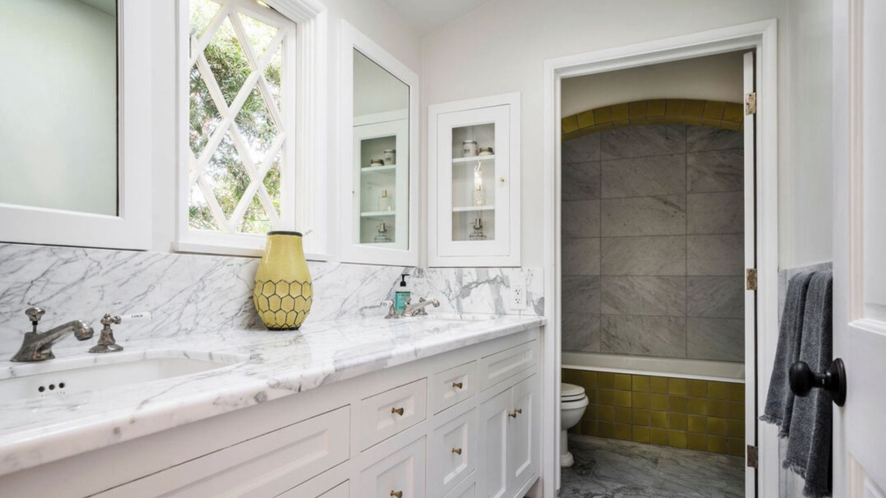 Photo of Bathroom in Santa Monica Canyon