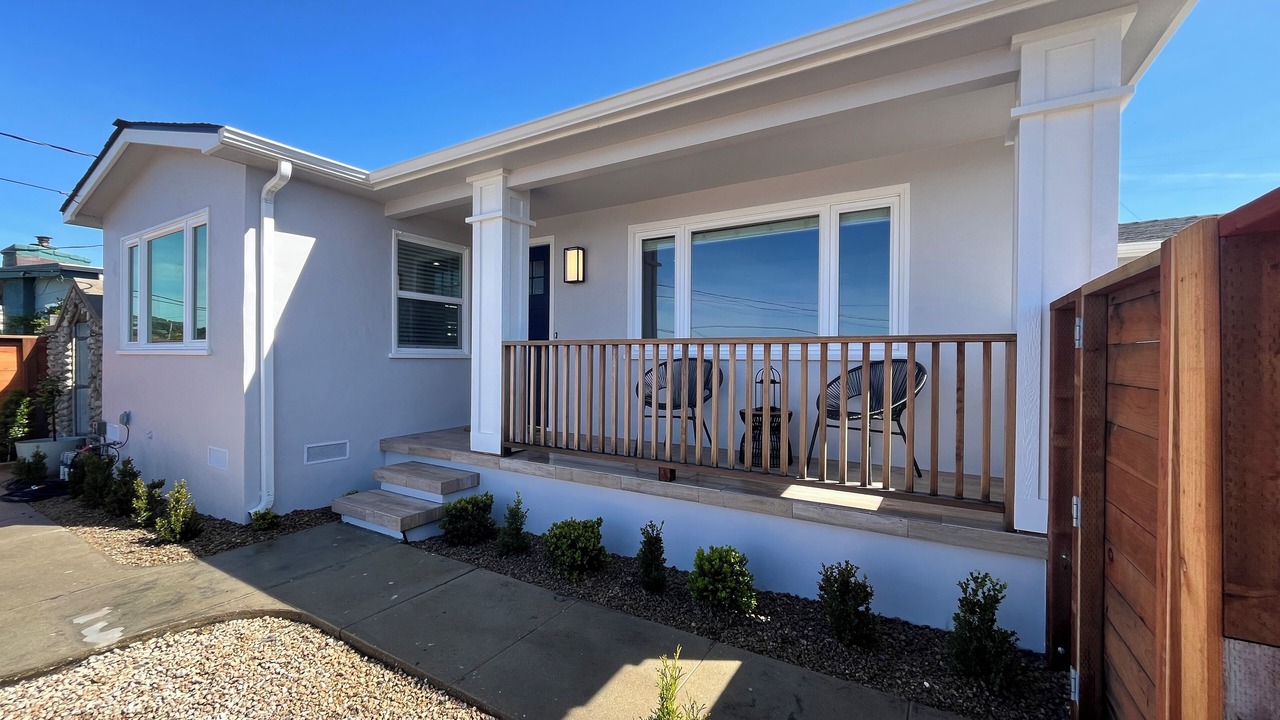Photo of Patio Balcony in Seaside