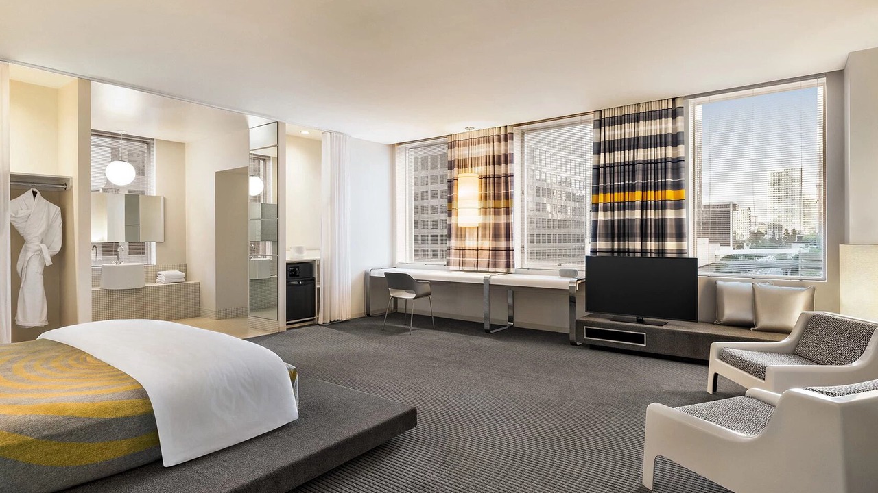 Photo of Bedroom in Financial District