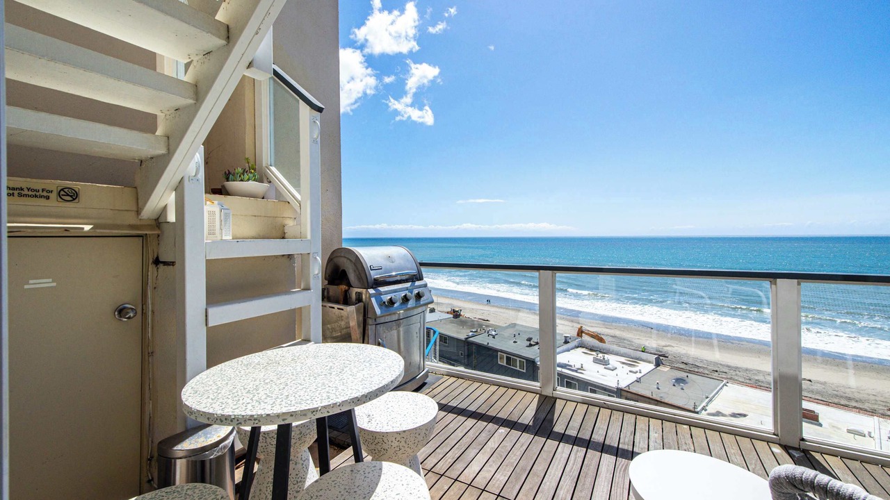 Photo of Patio Balcony in Rio del Mar