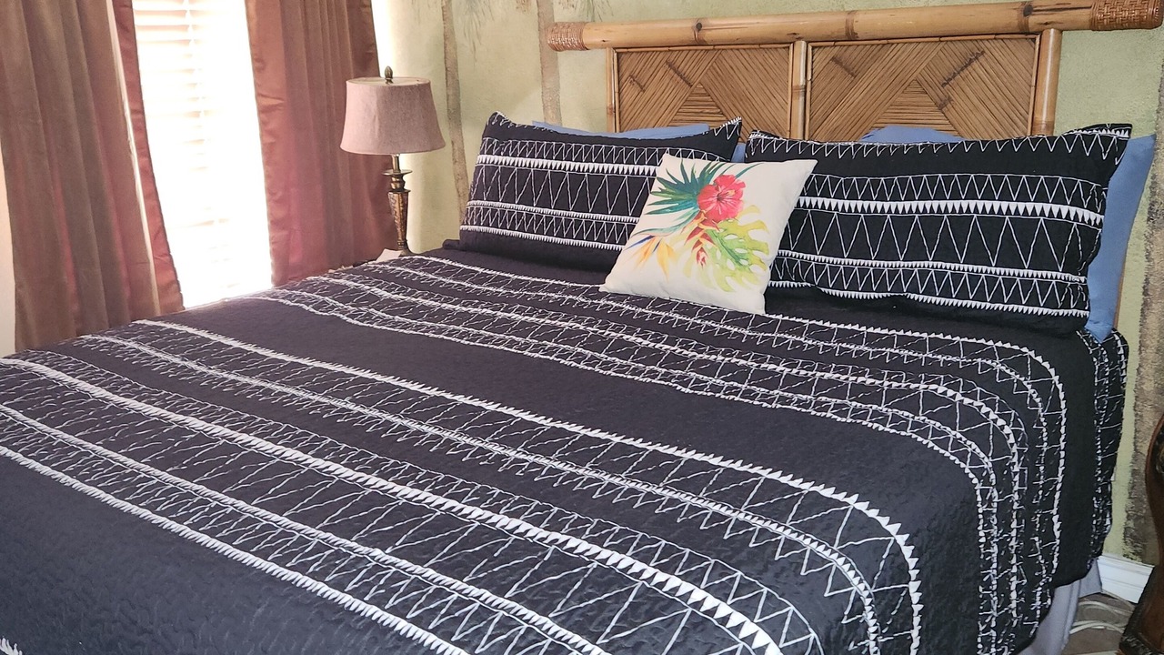 Photo of Bedroom in Lake Havasu City