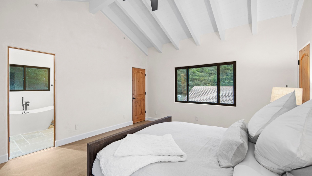 Photo of Bedroom in Salinas