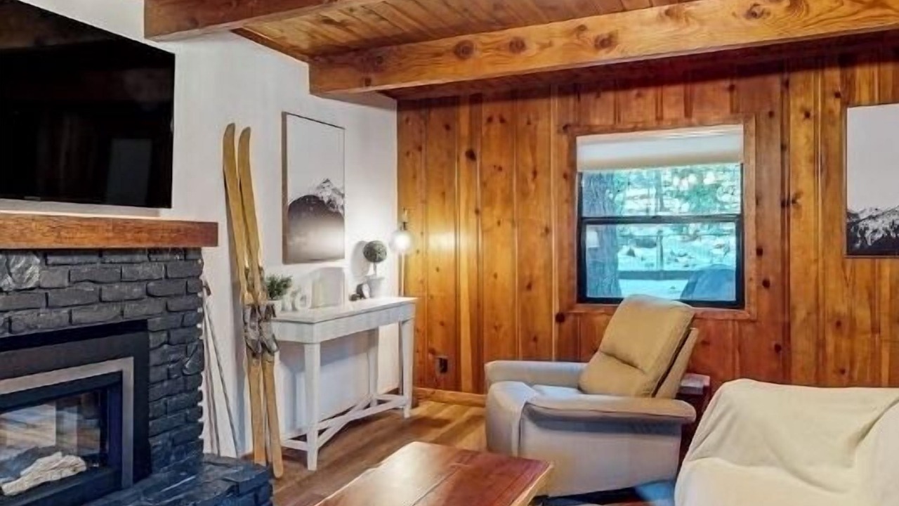 Photo of Livingroom in South Lake Tahoe