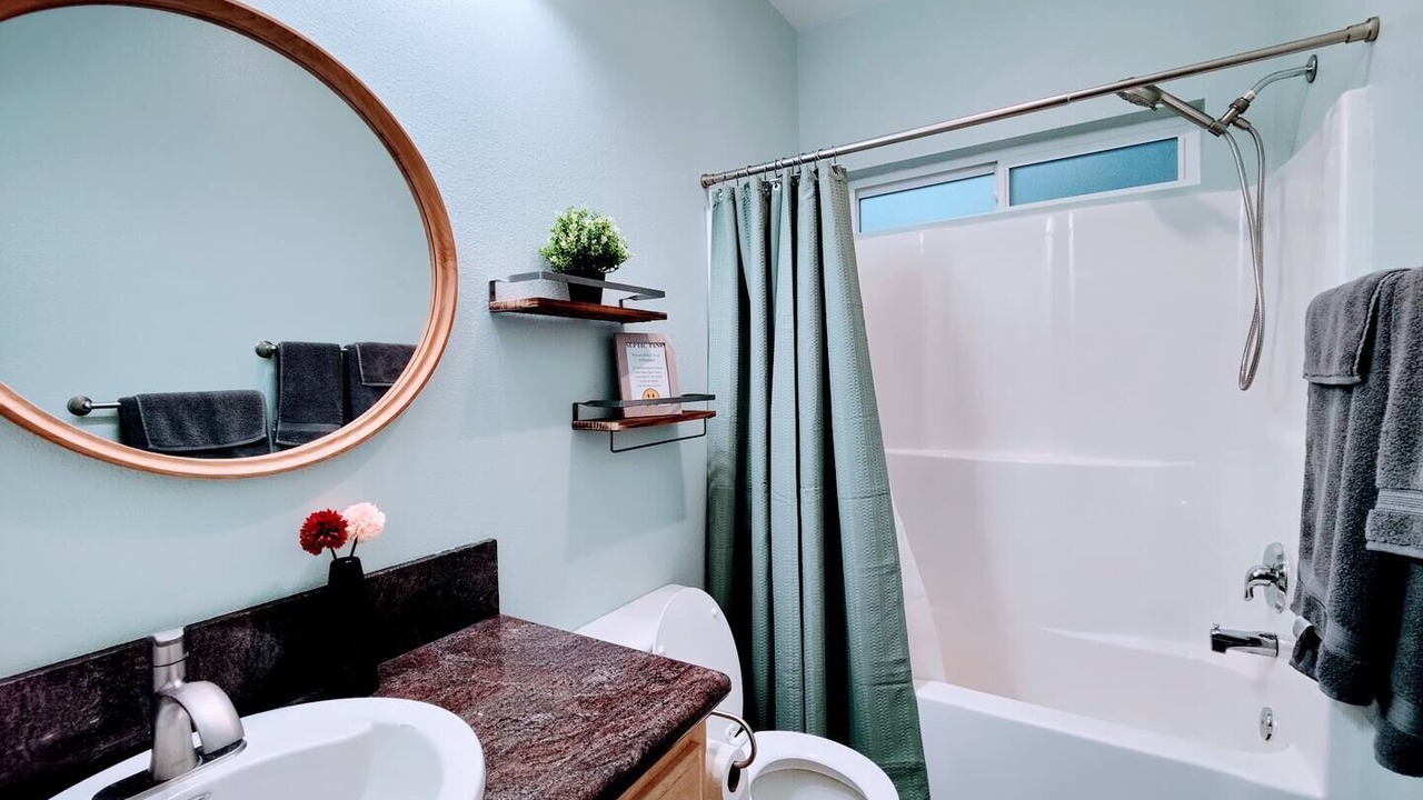 Photo of Bathroom in Mariposa
