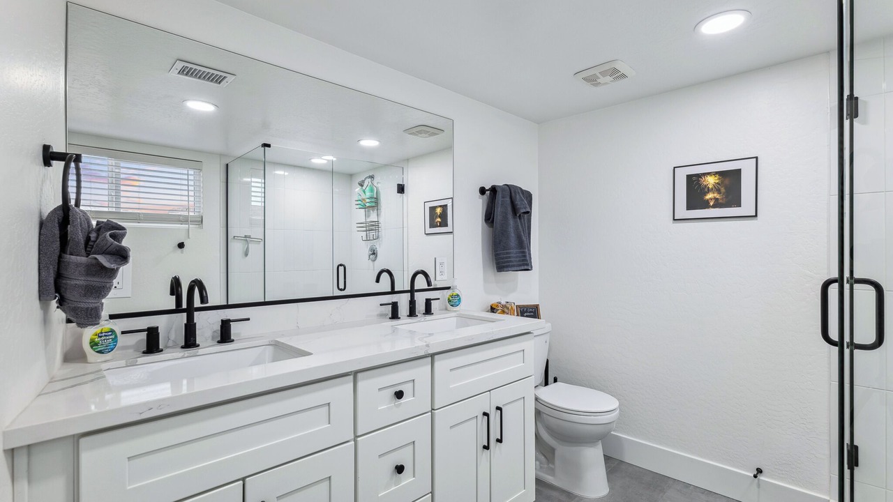 Photo of Bathroom in Lake Havasu City