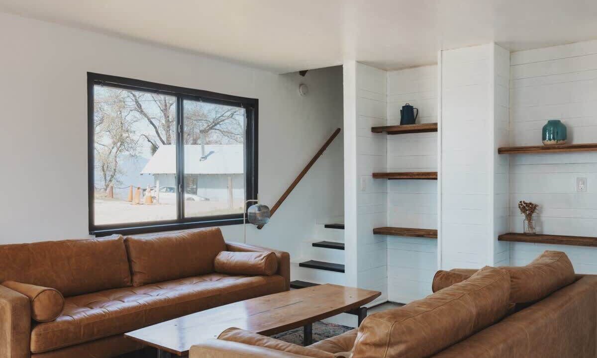 Photo of Livingroom in Dunlap