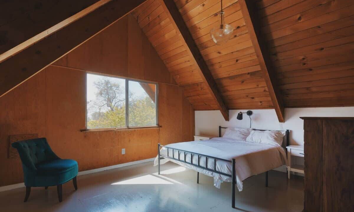 Photo of Bedroom in Dunlap