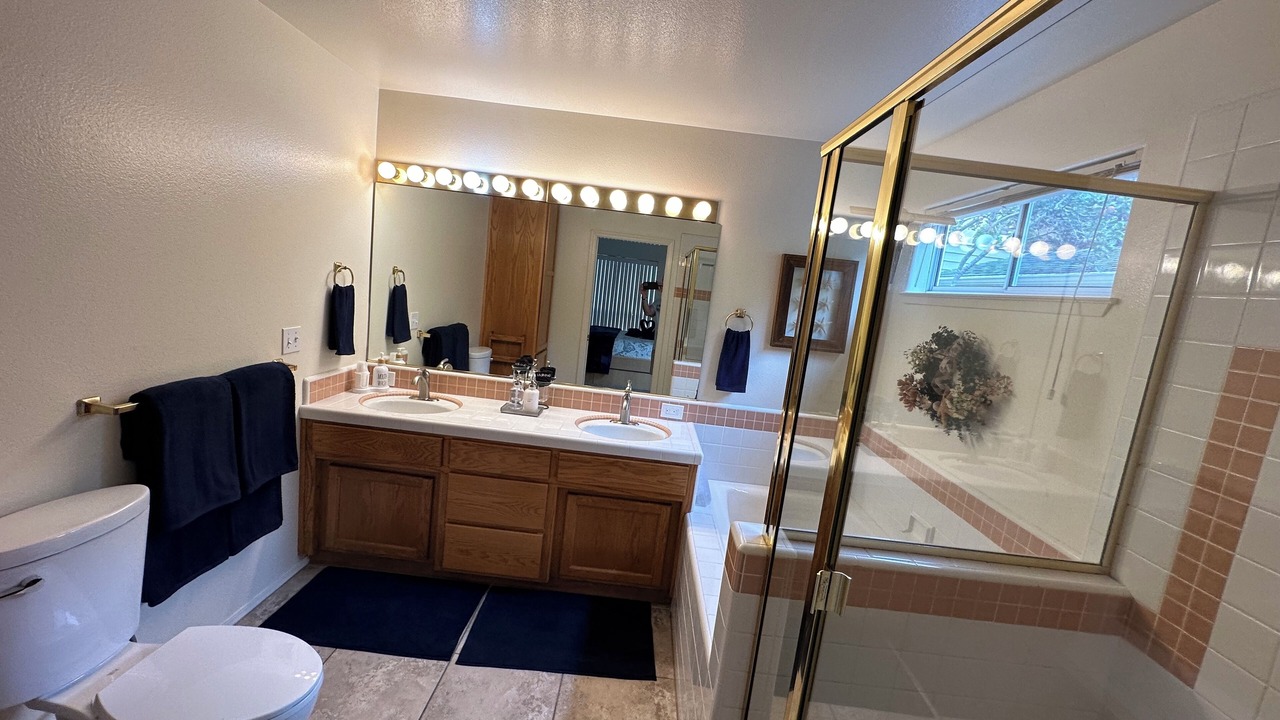 Photo of Bathroom in Marine Terrace