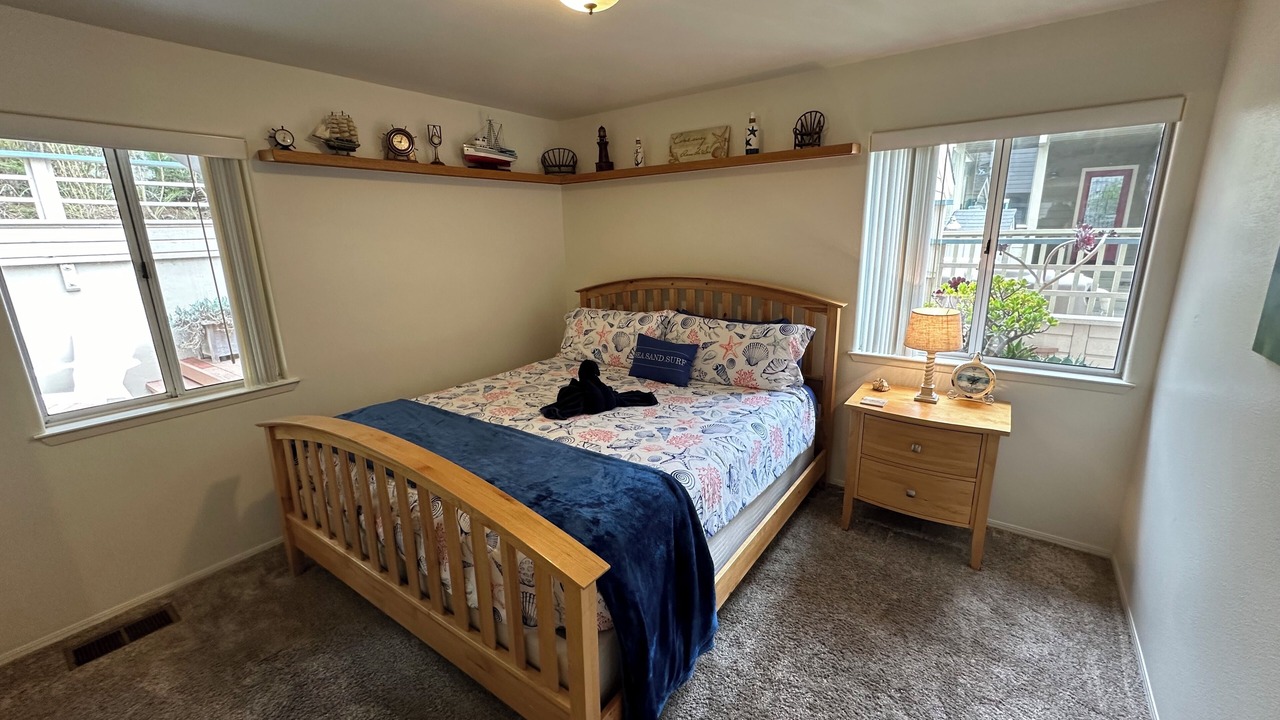 Photo of Bedroom in Marine Terrace